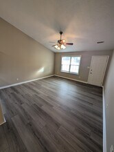 1039 Stonemark in La Vergne, TN - Building Photo - Building Photo