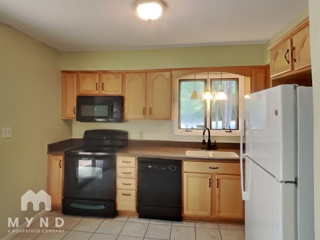 100 Beaver Dam Ct in Chapel Hill, NC - Building Photo - Building Photo