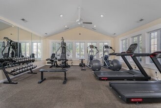 The Residences At Breckenridge in Hilliard, OH - Foto de edificio - Building Photo