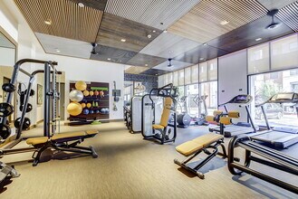 ARLO Mountain View in Mountain View, CA - Building Photo - Building Photo