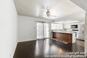 6746 Crown Ridge in San Antonio, TX - Building Photo - Building Photo
