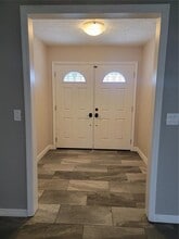 2901 Beagle Pl in Seffner, FL - Building Photo - Building Photo