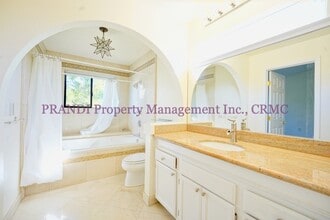 20 Gloucester Cove in San Rafael, CA - Building Photo - Building Photo
