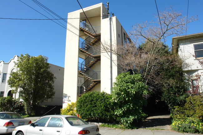 1710 Walnut St in Berkeley, CA - Building Photo - Building Photo