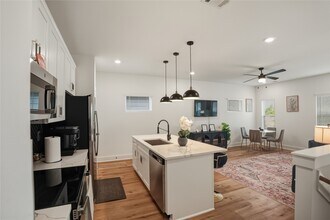 8017 Cora St in Houston, TX - Building Photo - Building Photo