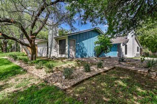 124 W William Cannon Dr in Austin, TX - Building Photo
