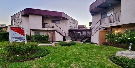 8427 Balboa Blvd in Los Angeles, CA - Building Photo - Building Photo