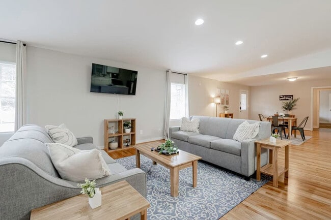 property at 305 Greenwood Rd