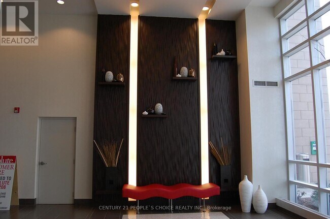 70 Absolute Ave in Mississauga, ON - Building Photo - Building Photo