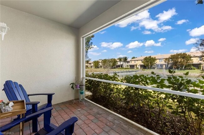 10836 Alvara Point Dr in Bonita Springs, FL - Foto de edificio - Building Photo