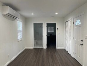 11091 Violet Dr in Garden Grove, CA - Building Photo - Building Photo