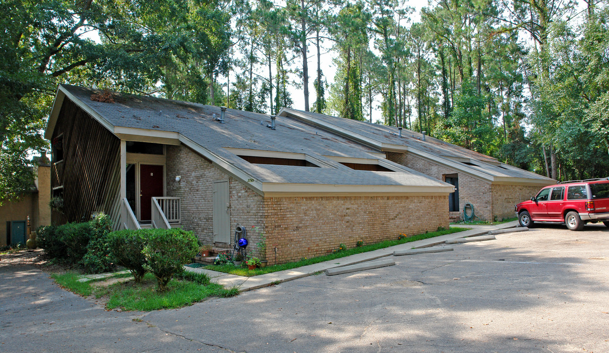 3743 Donovan Dr in Tallahassee, FL - Building Photo