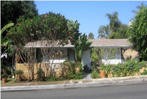 105-107 E El Portal in San Clemente, CA - Building Photo