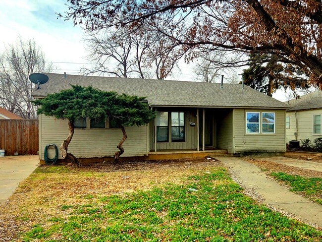 2813 32nd St in Lubbock, TX - Building Photo - Building Photo
