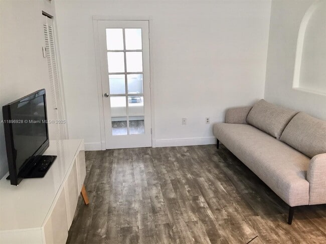 property at 901 Euclid Ave