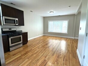 3904 W Armitage Ave in Chicago, IL - Building Photo - Building Photo