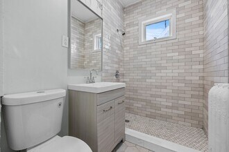 48 Hamilton Ave in Lynn, MA - Building Photo - Building Photo