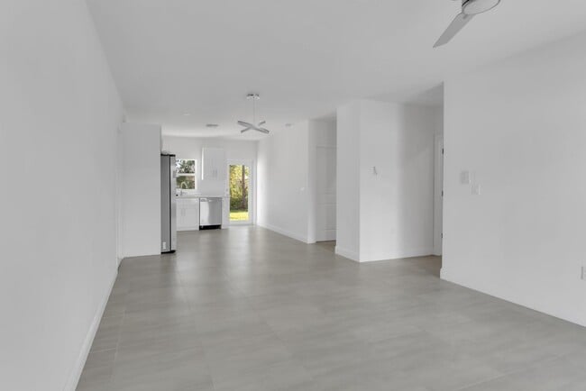 5224 29th St SW in Lehigh Acres, FL - Building Photo - Building Photo