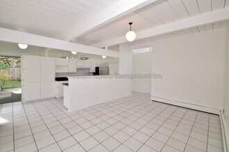 513 Idylberry Rd in San Rafael, CA - Building Photo - Building Photo
