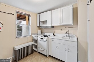 3068 Livingston St in Philadelphia, PA - Building Photo - Building Photo