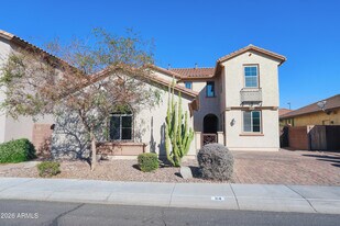 114 E Prescott Dr in Chandler, AZ - Building Photo