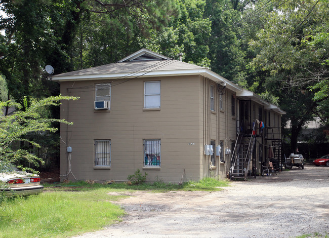 322 Howle Ave in Charleston, SC - Foto de edificio - Building Photo