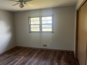 1406 Kenton St in Leavenworth, KS - Building Photo - Building Photo