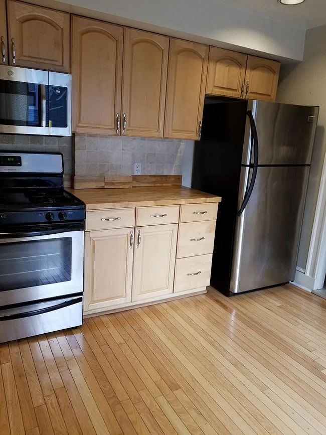 11 Pennsylvania Ave in Newton, MA - Building Photo - Building Photo