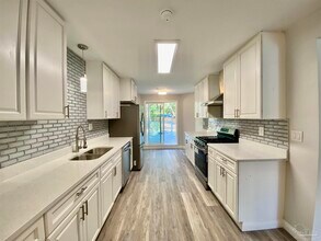 402 Fairpoint Dr in Gulf Breeze, FL - Building Photo - Building Photo