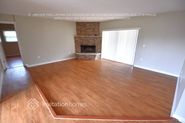 7325 Claries Dr in Sarasota, FL - Building Photo - Building Photo