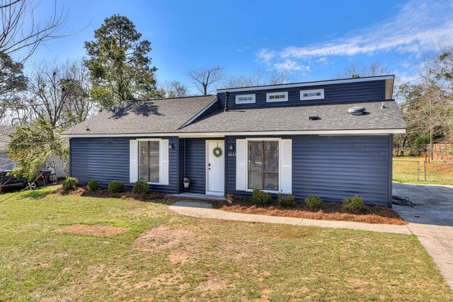 property at 4225 Cap Chat St