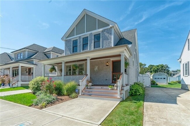 67 Caswell St