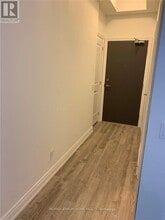 9618 Yonge St in Richmond Hill, ON - Building Photo - Building Photo