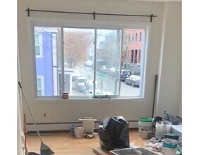 73 5th St-Unit -2 in Cambridge, MA - Building Photo - Building Photo