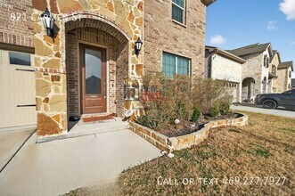 821 Carmen St in Forney, TX - Building Photo - Building Photo