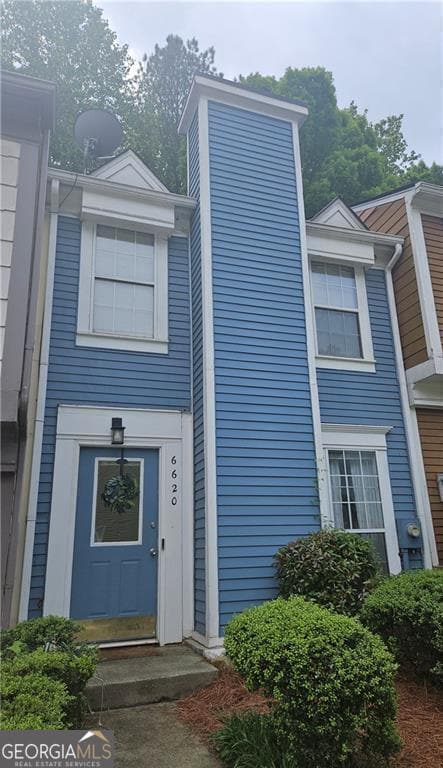 property at 6620 Wellington Square