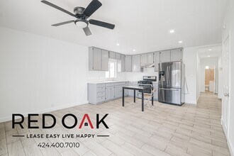 5905 Bonsallo Ave in Los Angeles, CA - Foto de edificio - Building Photo