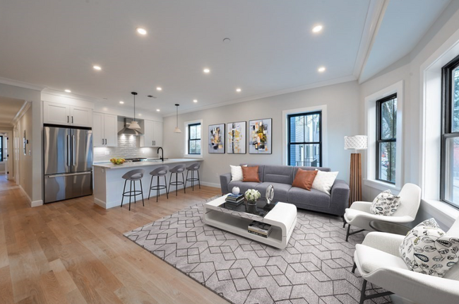 49 Webster Ave, Unit 1 in Cambridge, MA - Foto de edificio - Building Photo