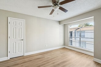 Bellecour Crossing in Baton Rouge, LA - Foto de edificio - Building Photo