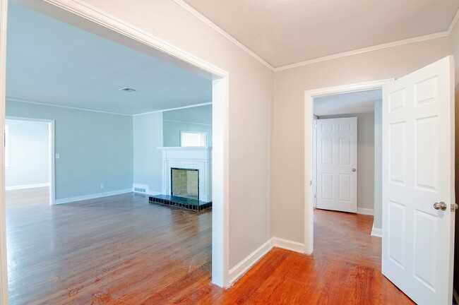 824 Federal Dr in Montgomery, AL - Building Photo - Building Photo