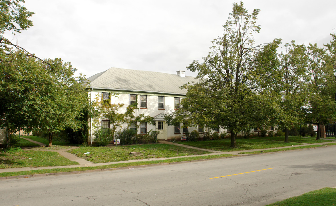 940 Amherst St in Buffalo, NY - Foto de edificio