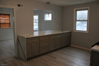 3 Beech St in East Orange, NJ - Building Photo - Building Photo