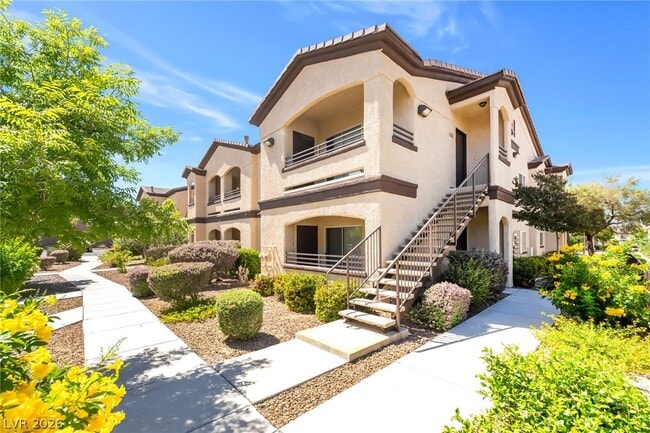 property at 2291 W Horizon Ridge Pkwy