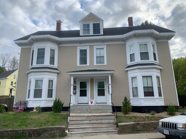 38 Orchard St, Unit 38 Down
