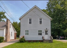 929 Worden Rd in Wickliffe, OH - Building Photo