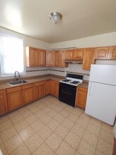 5714 N Lawrence St in Philadelphia, PA - Building Photo - Building Photo