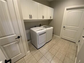 210 Meridian Wy in Seneca, SC - Building Photo - Building Photo