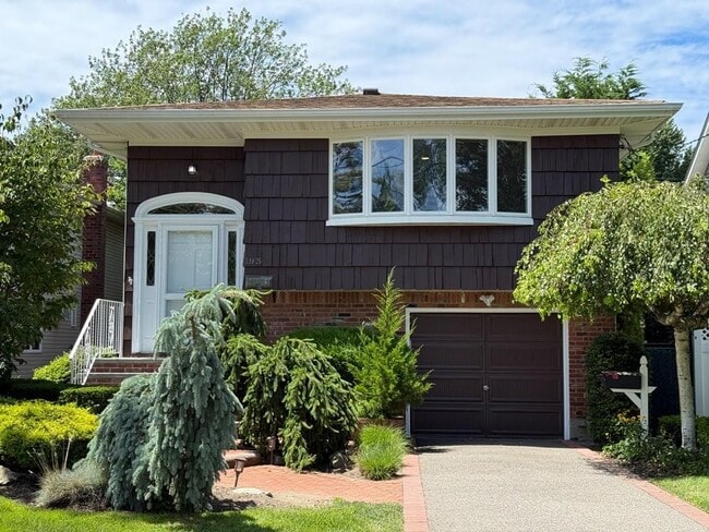 property at 193 E Shore Dr