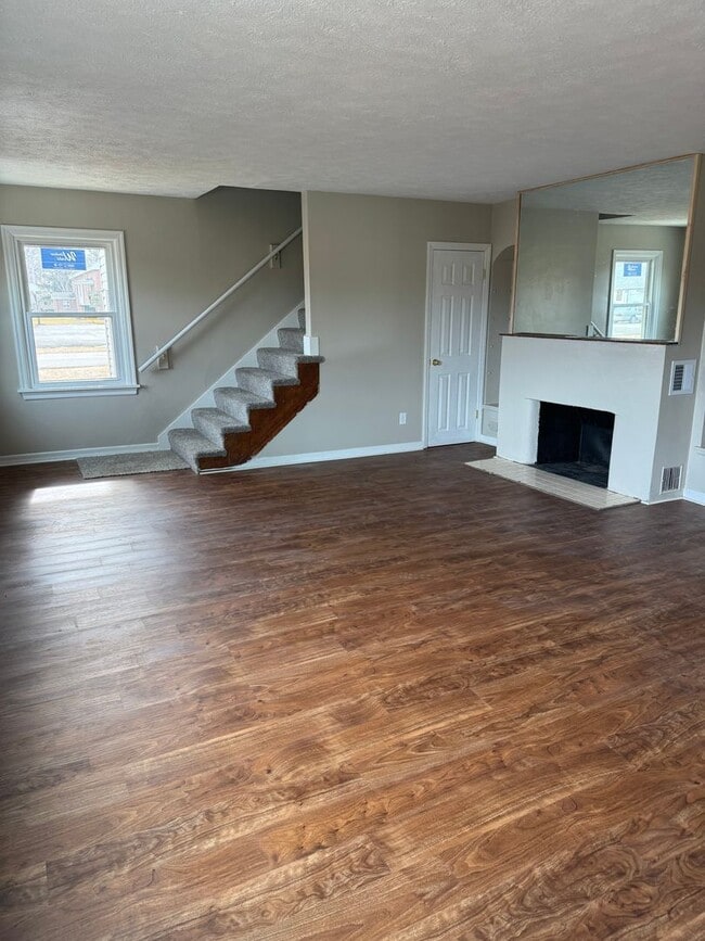 property at 1204 N Main St