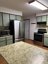 6504 Schneider Pl in McFarland, WI - Building Photo - Building Photo
